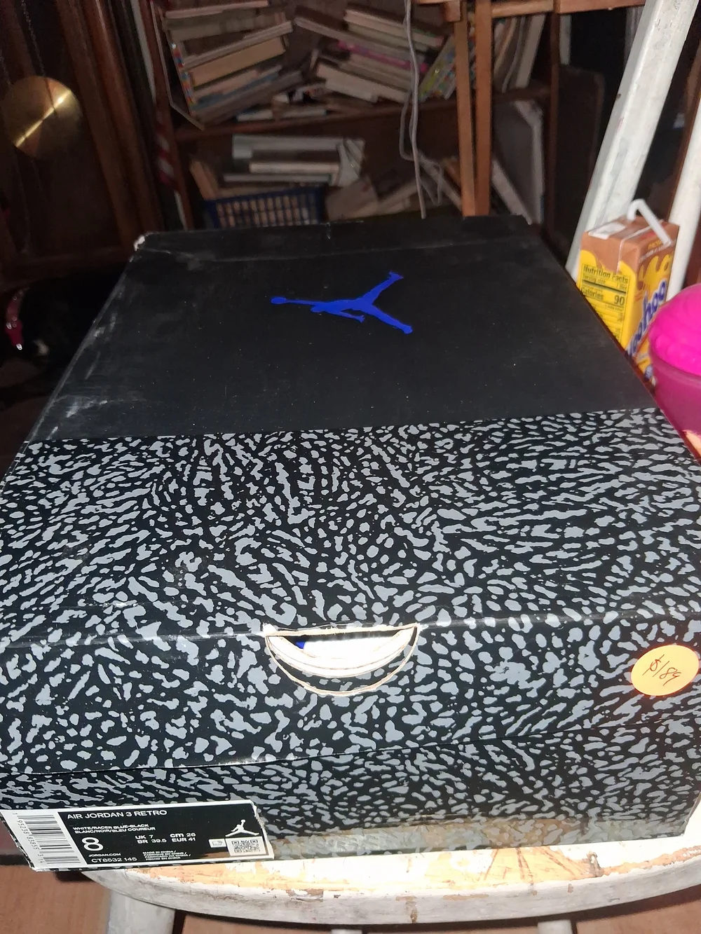 Jordan Air Jordan 3 Retro Box in Black, White, Blue